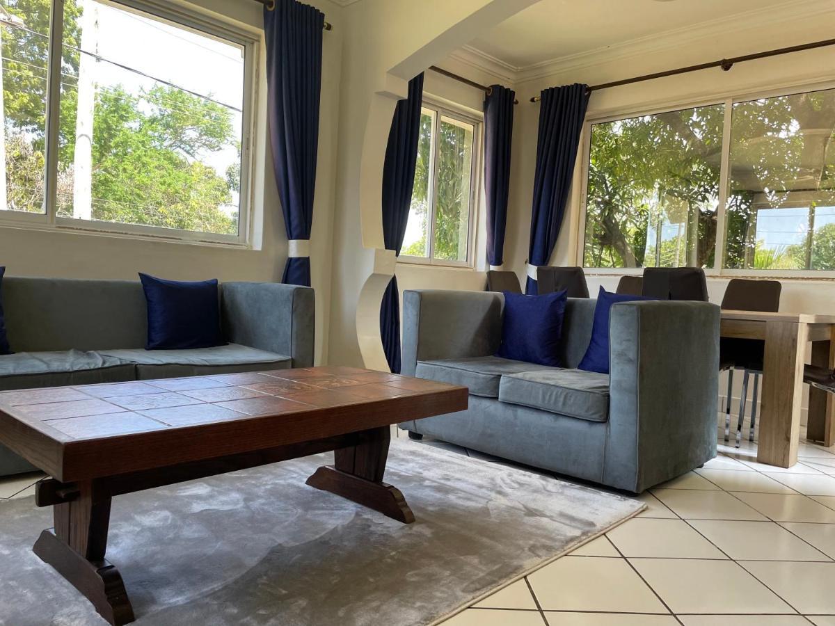 Royal Palms Apartment A4 Mombasa Bagian luar foto