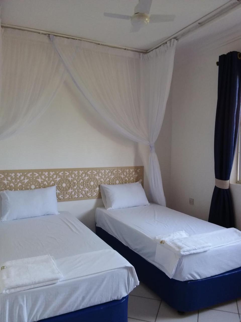 Royal Palms Apartment A4 Mombasa Bagian luar foto
