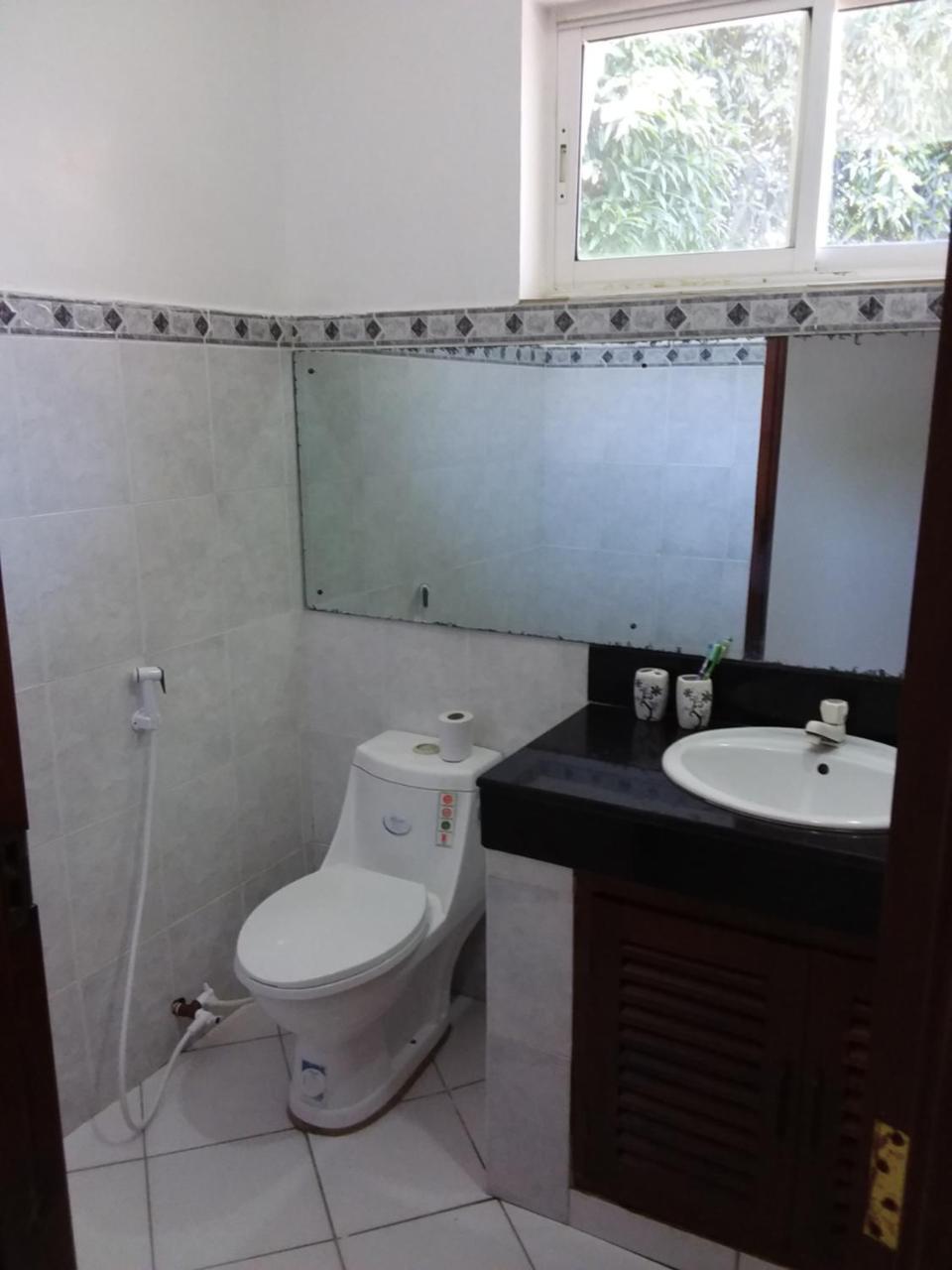 Royal Palms Apartment A4 Mombasa Bagian luar foto
