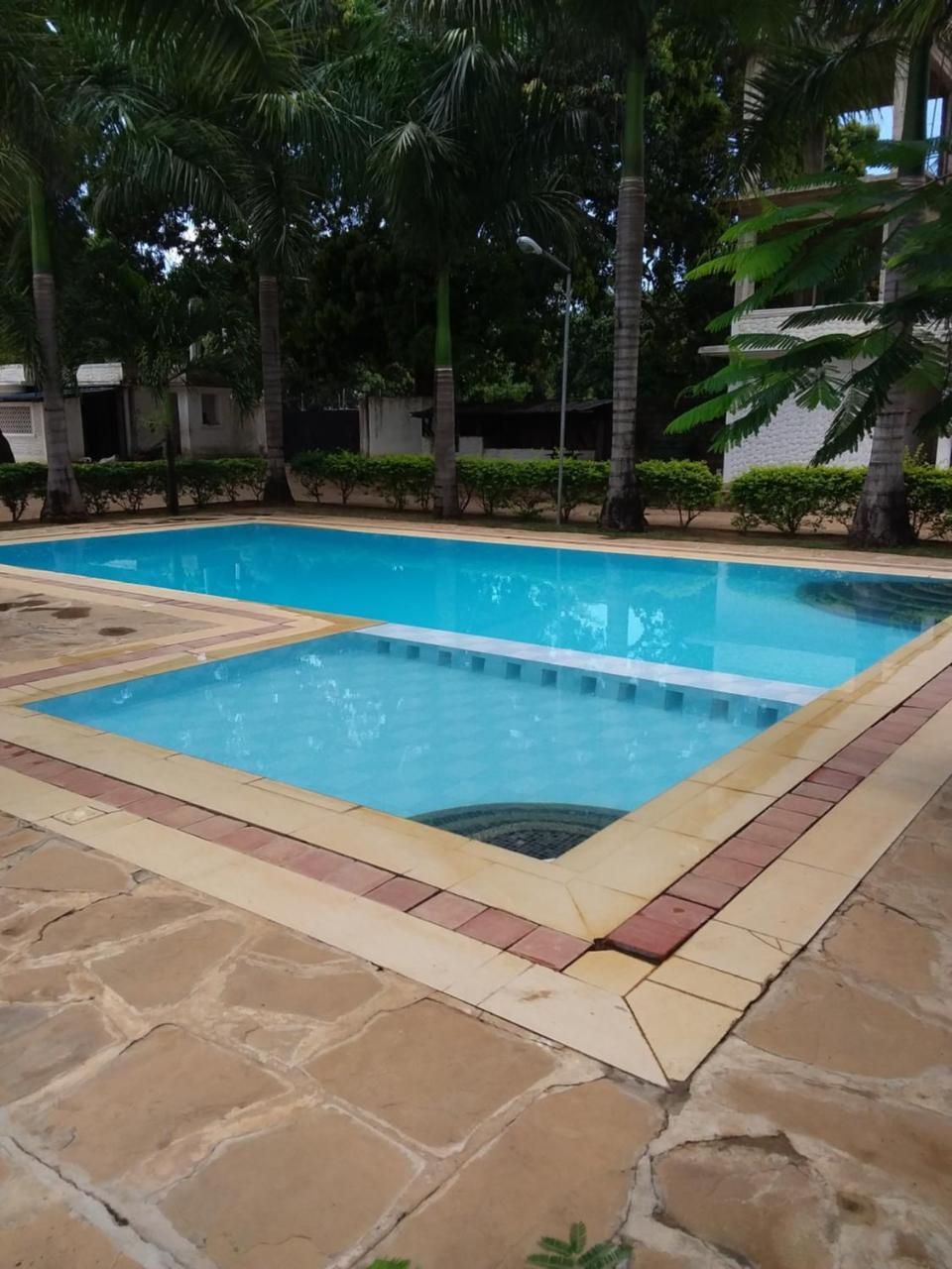 Royal Palms Apartment A4 Mombasa Bagian luar foto